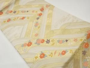 山並に菊・紅葉・流水模様織出し名古屋帯